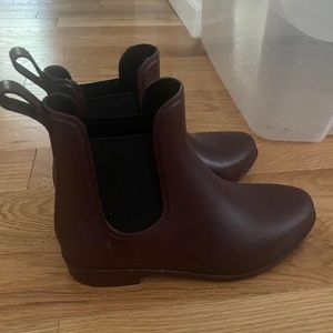 Target A New Day Chelsea Rainboots
